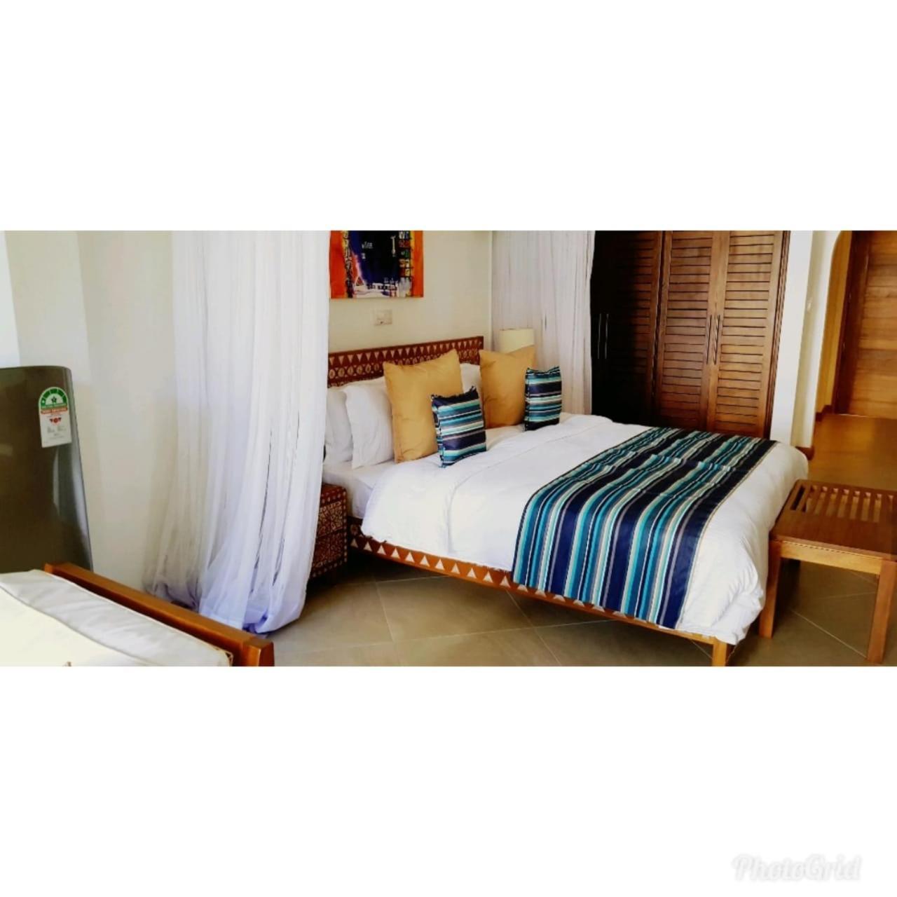 Mbili Kuwili Studio Suites Diani Beach Extérieur photo